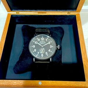 Shinola men’s watch. Genuine leather watch.